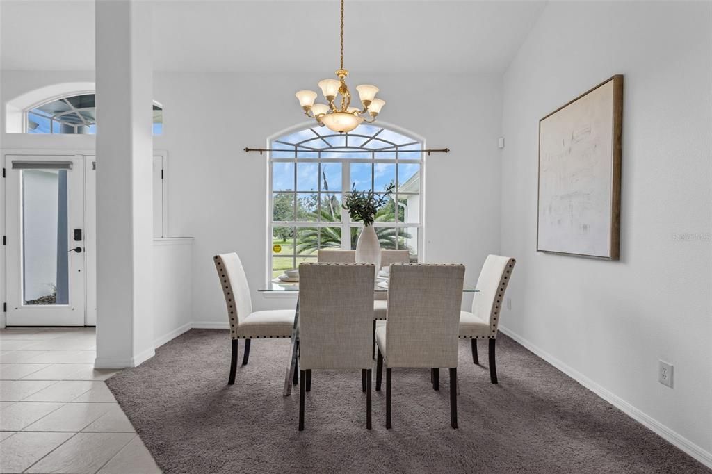 En Venta: $719,000 (4 camas, 3 baños, 2516 Pies cuadrados)