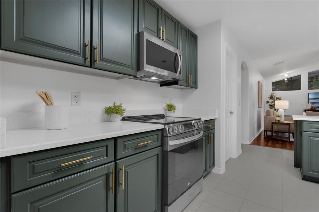 En Venta: $719,000 (4 camas, 3 baños, 2516 Pies cuadrados)