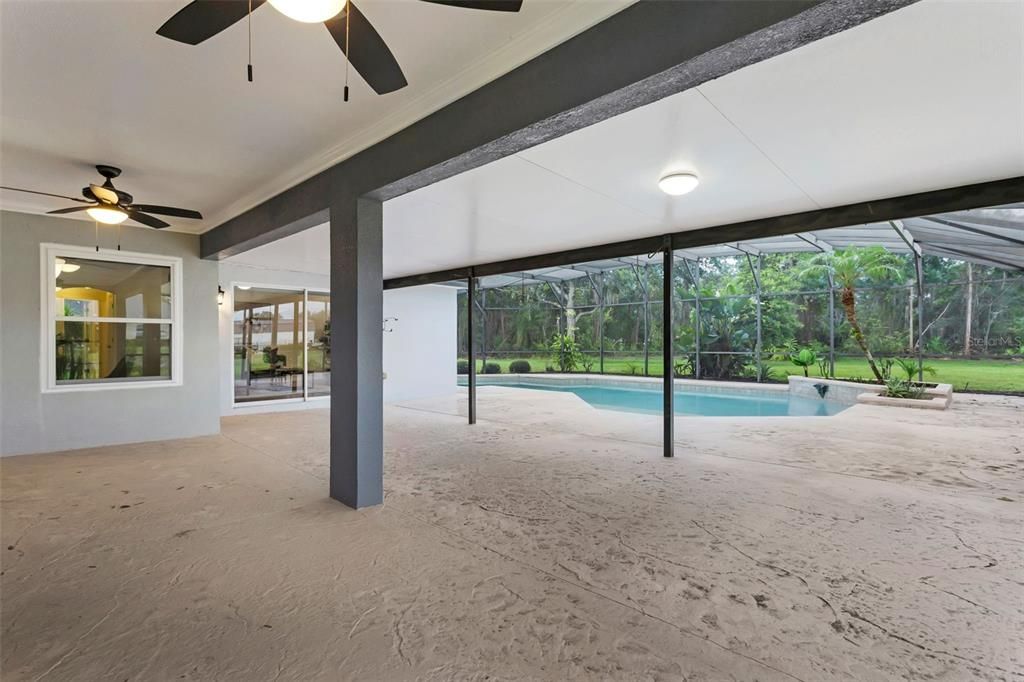 En Venta: $719,000 (4 camas, 3 baños, 2516 Pies cuadrados)