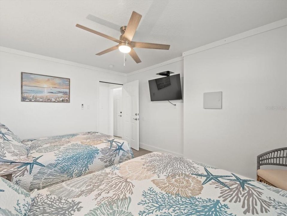 For Sale: $3,450,000 (0 beds, 0 baths, 5620 Square Feet)