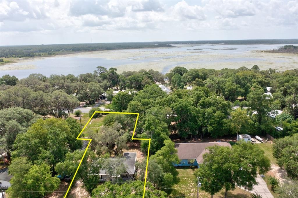 待售: $320,000 (2 贝兹, 2 浴室, 1200 平方英尺)