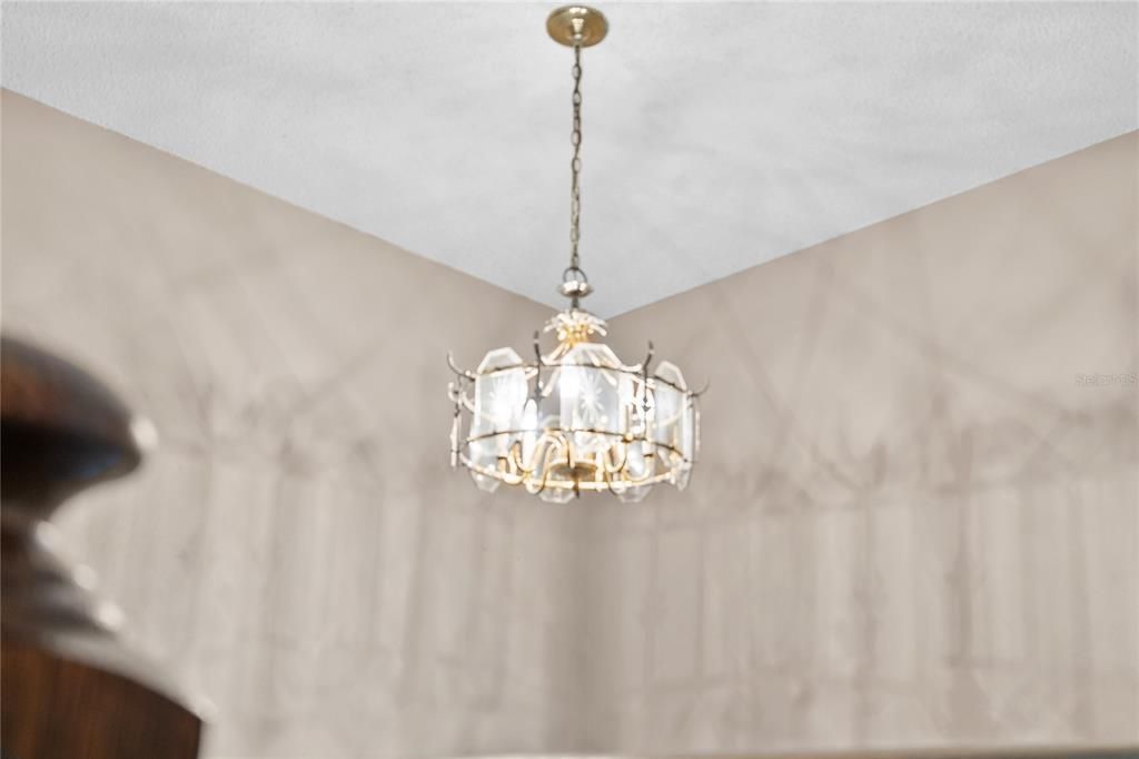 待售: $699,999 (3 贝兹, 2 浴室, 2010 平方英尺)