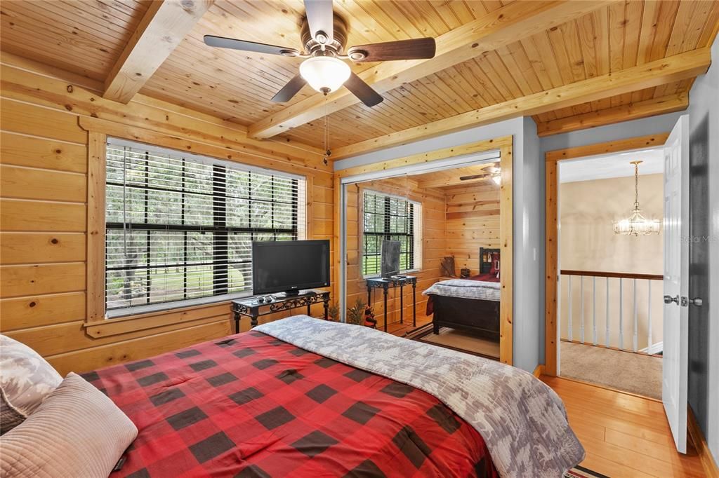 待售: $699,999 (3 贝兹, 2 浴室, 2010 平方英尺)