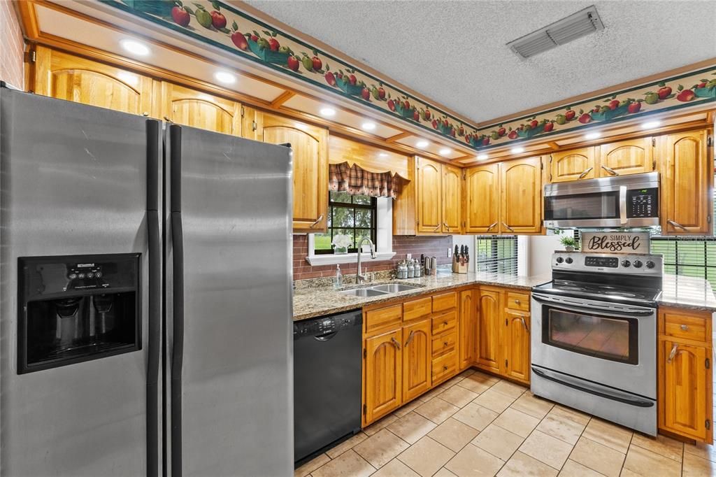 待售: $699,999 (3 贝兹, 2 浴室, 2010 平方英尺)