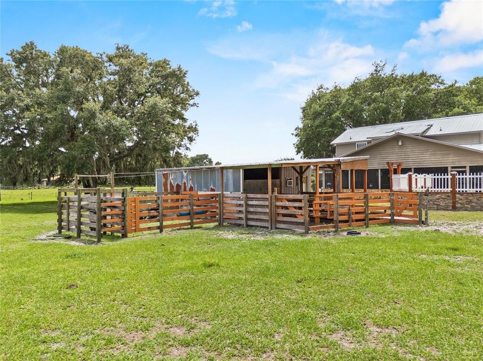 待售: $699,999 (3 贝兹, 2 浴室, 2010 平方英尺)