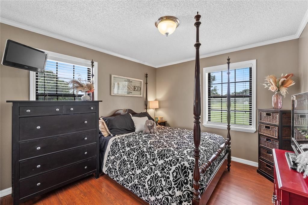 待售: $699,999 (3 贝兹, 2 浴室, 2010 平方英尺)