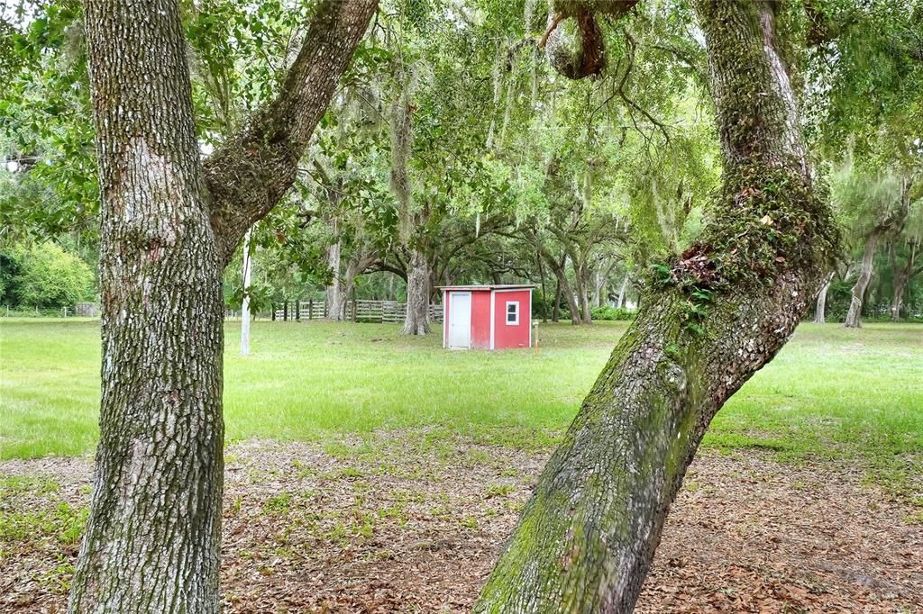 待售: $399,900 (13.41 acres)