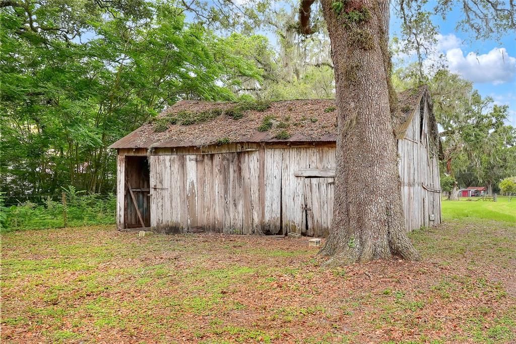 待售: $399,900 (13.41 acres)