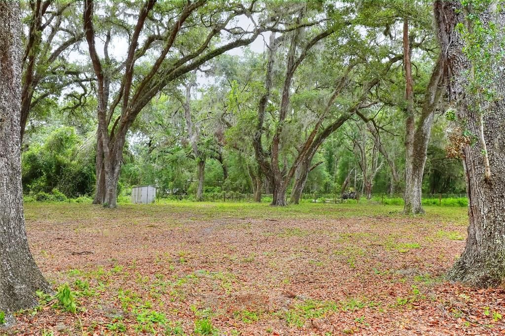 待售: $399,900 (13.41 acres)