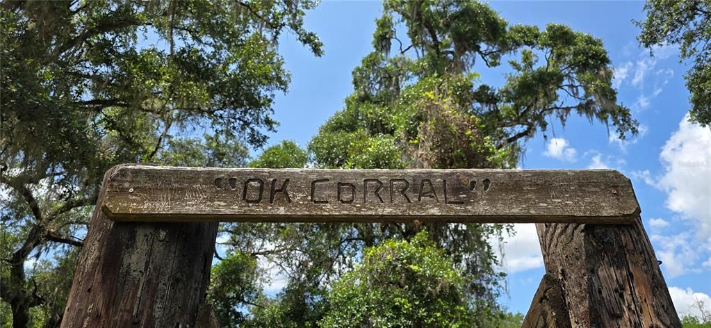 待售: $399,900 (13.41 acres)