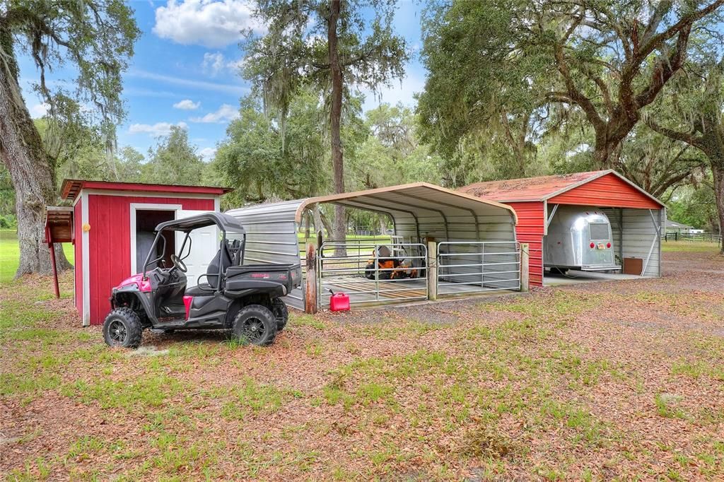 待售: $399,900 (13.41 acres)