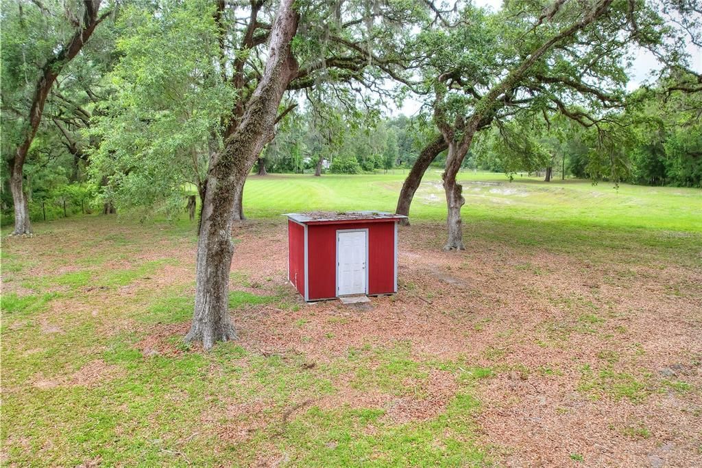 待售: $399,900 (13.41 acres)