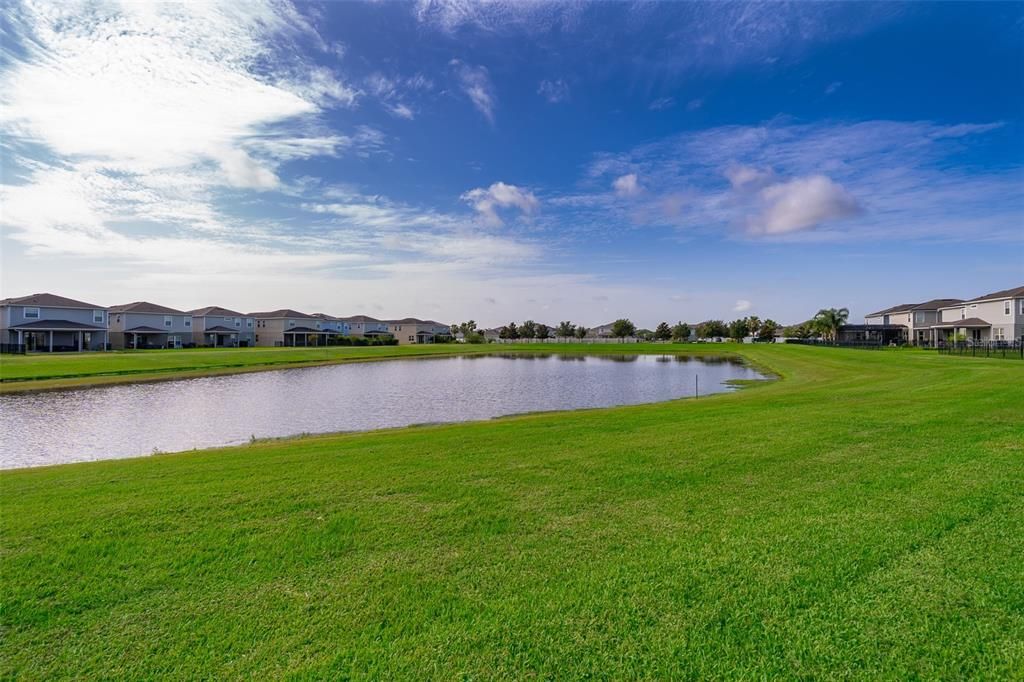 待售: $575,000 (5 贝兹, 2 浴室, 2424 平方英尺)