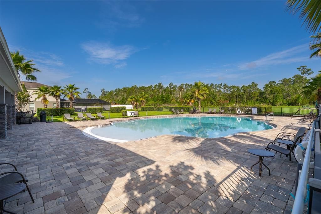 待售: $575,000 (5 贝兹, 2 浴室, 2424 平方英尺)