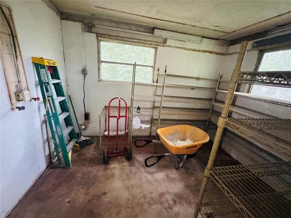 Activo con contrato: $180,000 (3 camas, 2 baños, 936 Pies cuadrados)