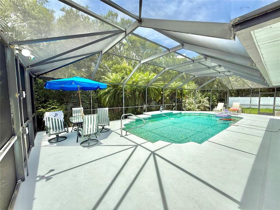 Activo con contrato: $674,000 (2 camas, 2 baños, 1572 Pies cuadrados)