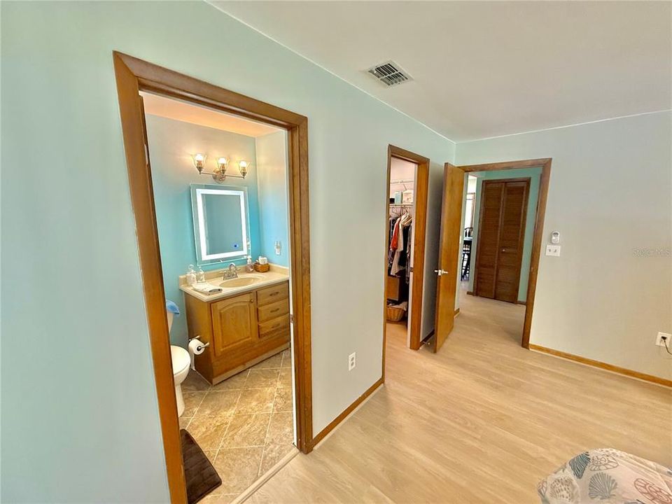 Activo con contrato: $674,000 (2 camas, 2 baños, 1572 Pies cuadrados)