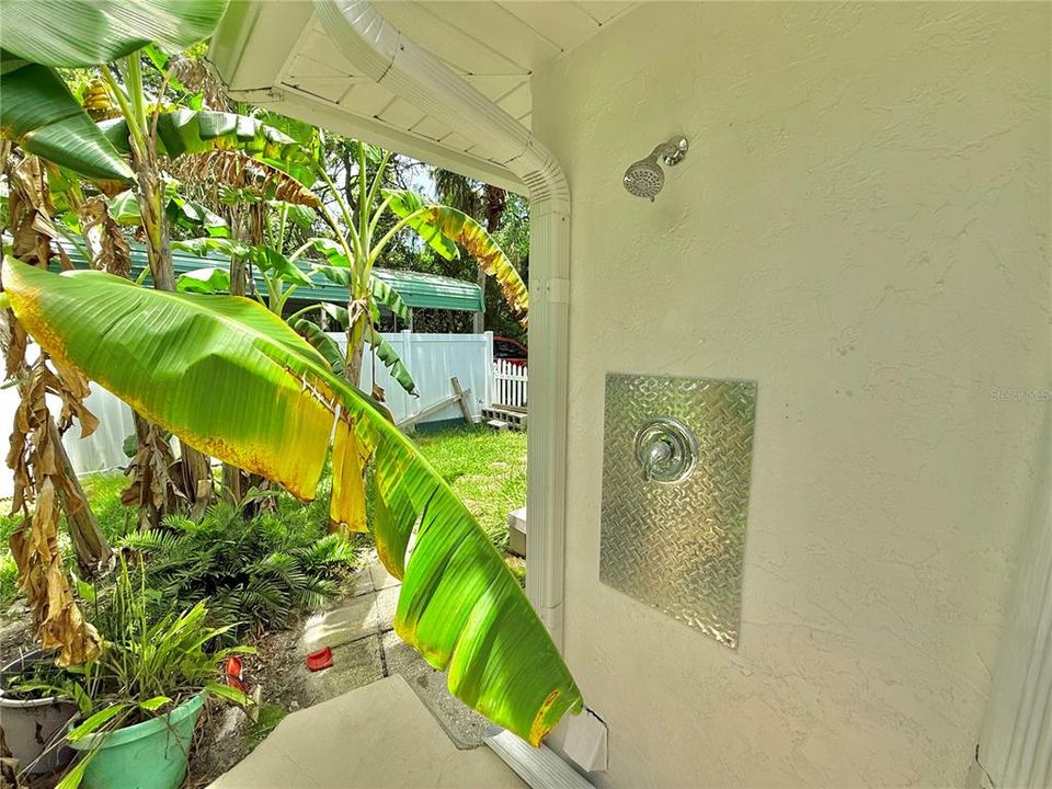 Activo con contrato: $674,000 (2 camas, 2 baños, 1572 Pies cuadrados)