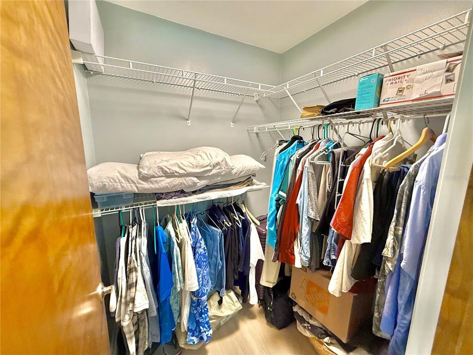 Activo con contrato: $674,000 (2 camas, 2 baños, 1572 Pies cuadrados)