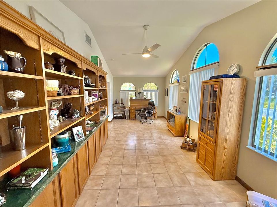 Activo con contrato: $674,000 (2 camas, 2 baños, 1572 Pies cuadrados)