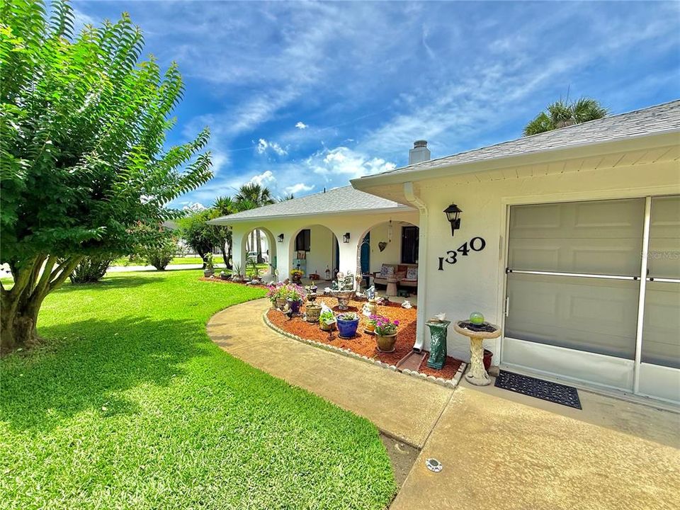 Activo con contrato: $674,000 (2 camas, 2 baños, 1572 Pies cuadrados)