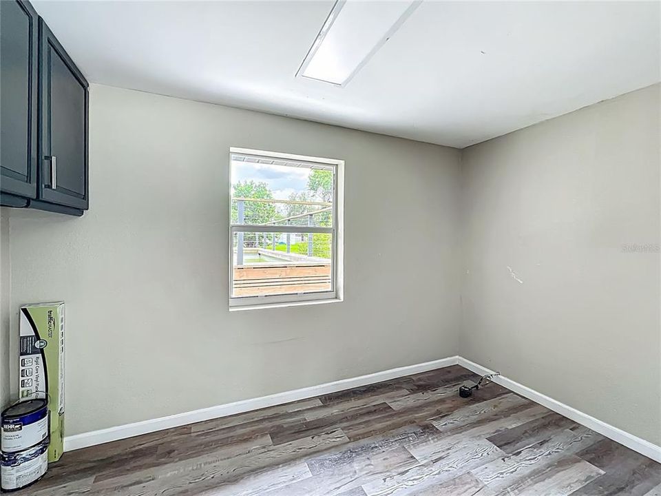 For Sale: $310,000 (3 beds, 2 baths, 1701 Square Feet)