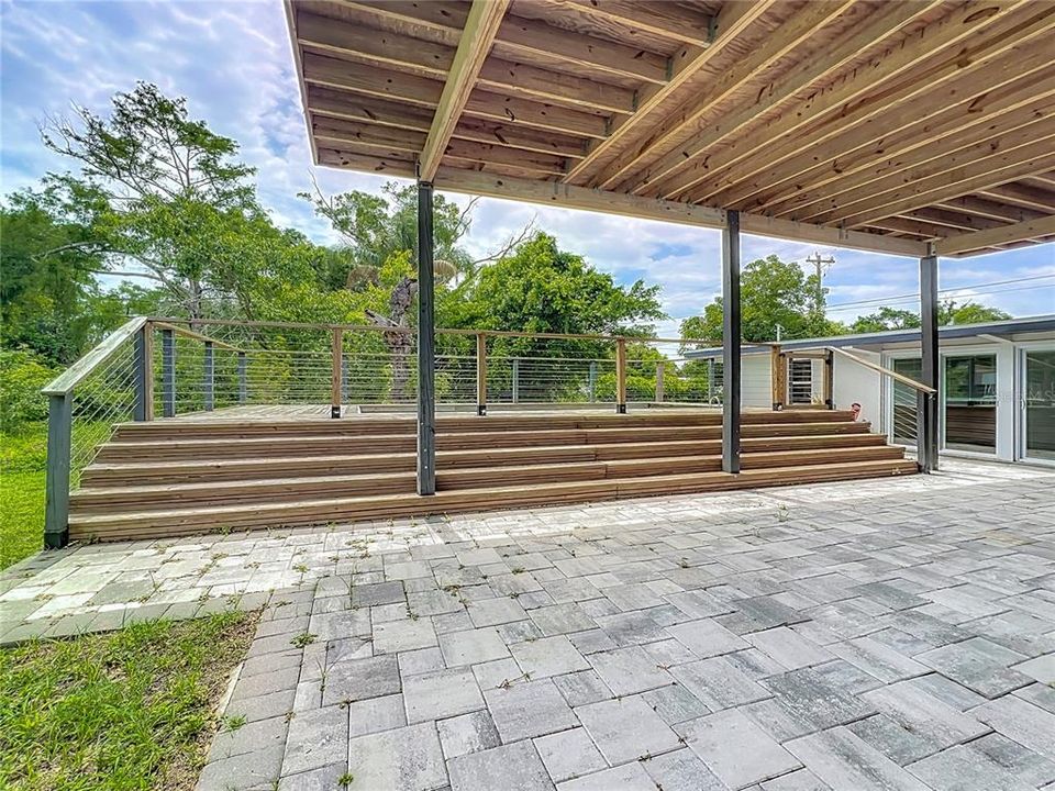 For Sale: $310,000 (3 beds, 2 baths, 1701 Square Feet)