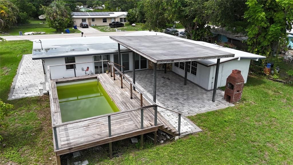 For Sale: $310,000 (3 beds, 2 baths, 1701 Square Feet)