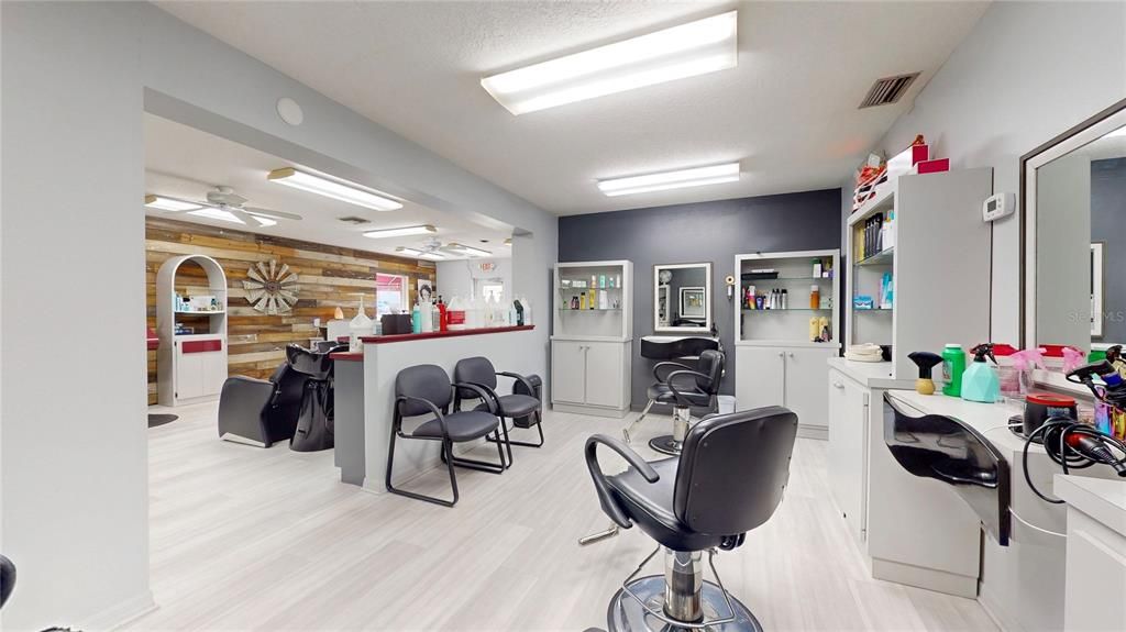 For Sale: $249,999 (0 beds, 0 baths, 1717 Square Feet)