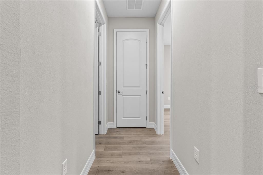 合同活跃: $600,000 (4 贝兹, 3 浴室, 2478 平方英尺)