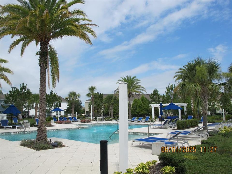 Active With Contract: $3,000 (3 beds, 2 baths, 1872 Square Feet)