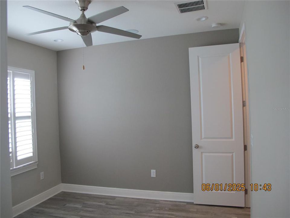 Active With Contract: $3,000 (3 beds, 2 baths, 1872 Square Feet)