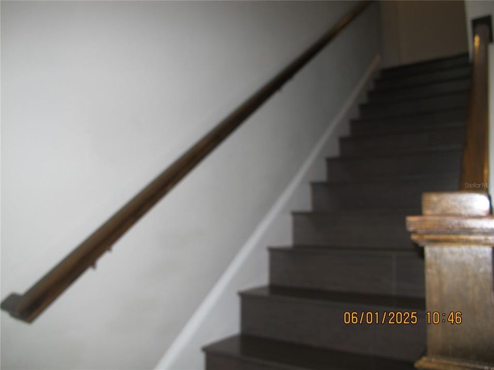 Active With Contract: $3,000 (3 beds, 2 baths, 1872 Square Feet)