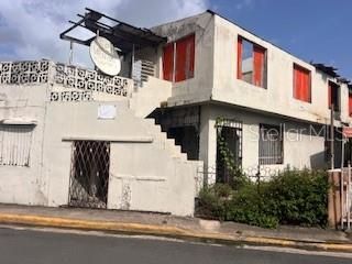 Vendido Recientemente: $66,000 (6 camas, 6 baños, 2000 Pies cuadrados)