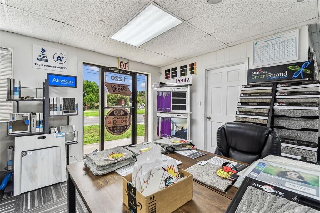 На продажу: $975,000 (0 спален, 0 ванн, 0 Квадратных фут)