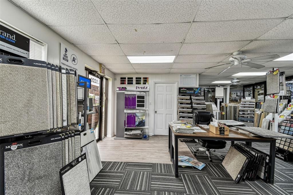 На продажу: $975,000 (0 спален, 0 ванн, 0 Квадратных фут)