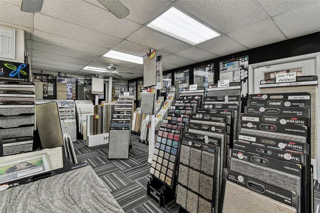 На продажу: $975,000 (0 спален, 0 ванн, 0 Квадратных фут)