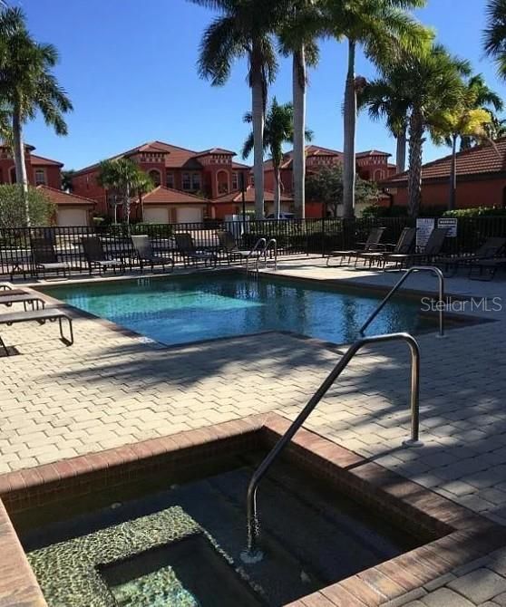 出租: $3,800 (3 贝兹, 2 浴室, 1596 平方英尺)