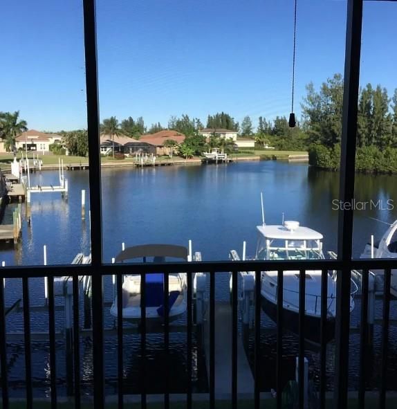 出租: $3,800 (3 贝兹, 2 浴室, 1596 平方英尺)