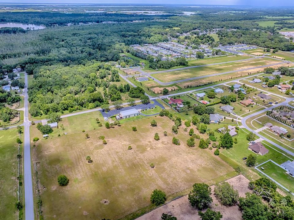 На продажу: $299,900 (3.00 acres)