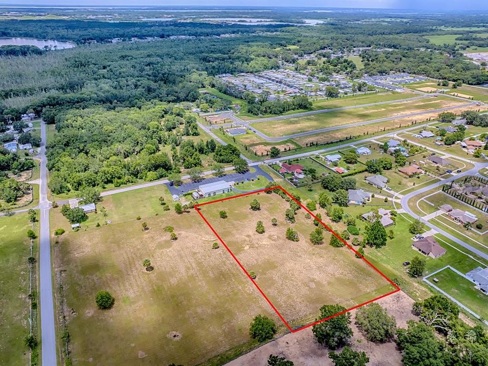 На продажу: $299,900 (3.00 acres)