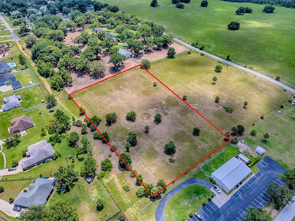 На продажу: $299,900 (3.00 acres)