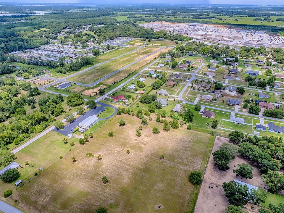 На продажу: $299,900 (3.00 acres)