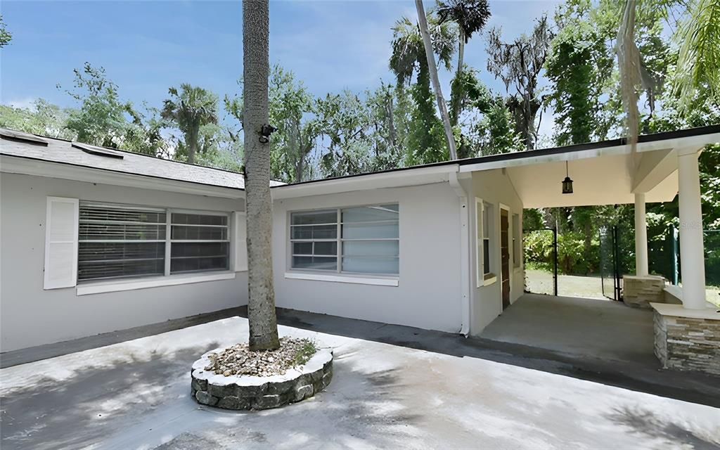 На продажу: $294,900 (3 спален, 2 ванн, 1776 Квадратных фут)