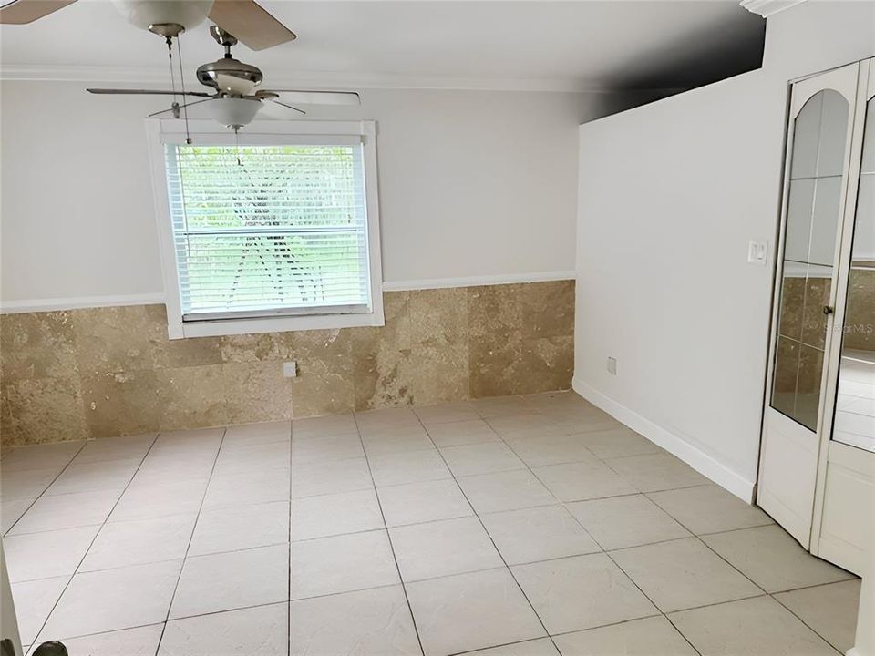 На продажу: $294,900 (3 спален, 2 ванн, 1776 Квадратных фут)