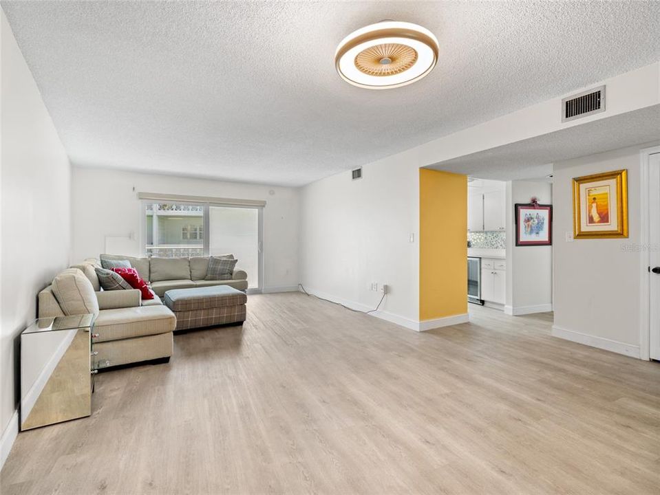 En Venta: $400,000 (3 camas, 2 baños, 1506 Pies cuadrados)