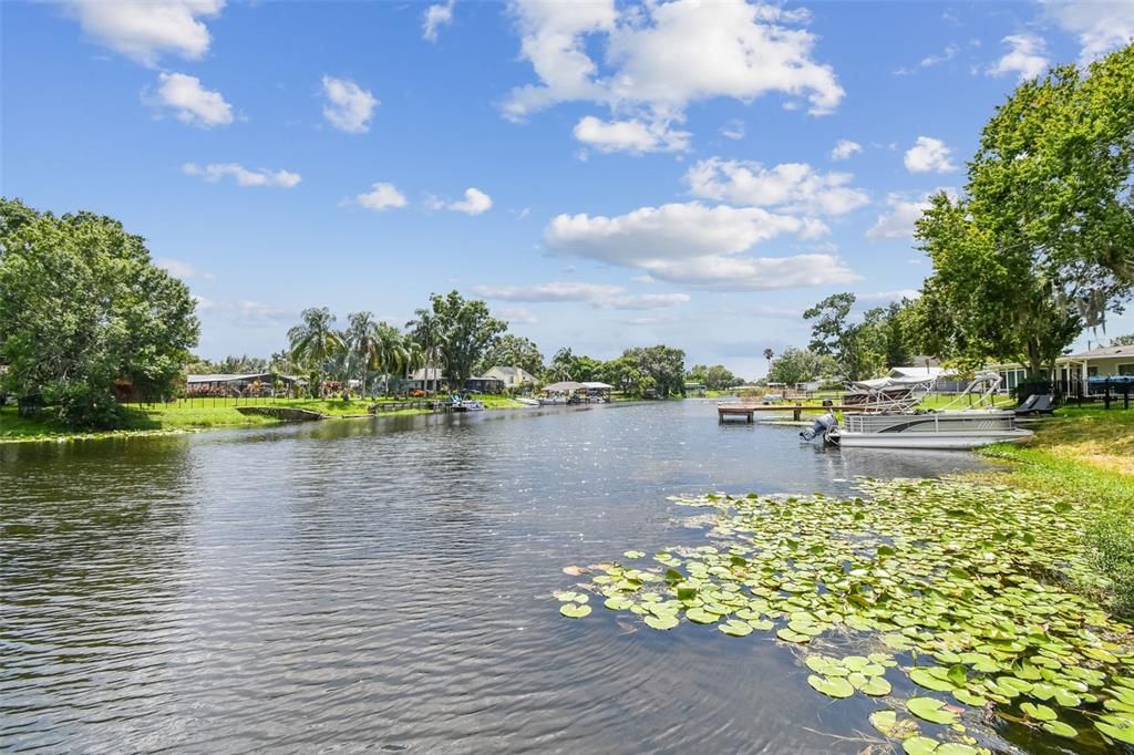 На продажу: $750,000 (4 спален, 2 ванн, 2472 Квадратных фут)