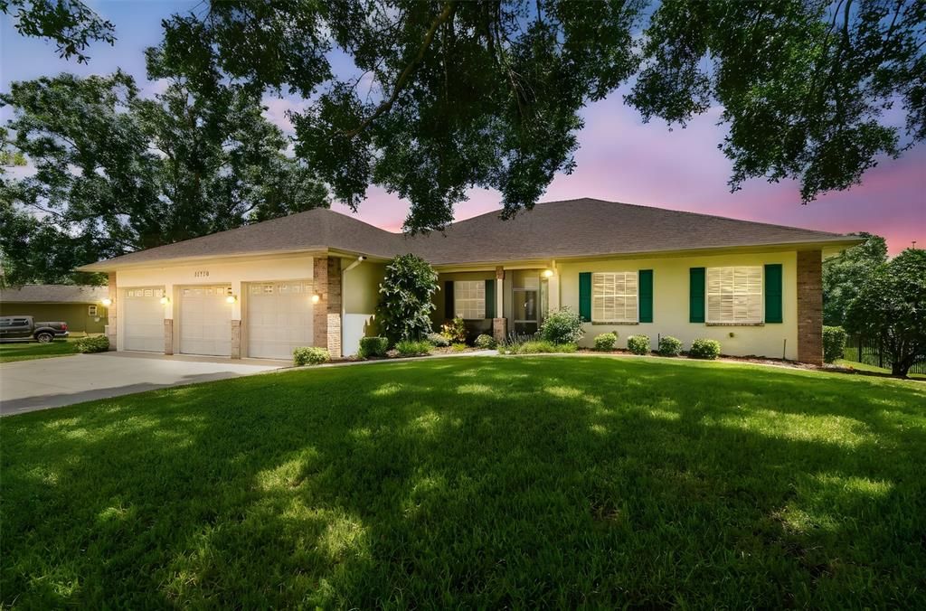 На продажу: $750,000 (4 спален, 2 ванн, 2472 Квадратных фут)