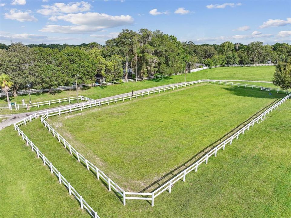 На продажу: $750,000 (4 спален, 2 ванн, 2472 Квадратных фут)