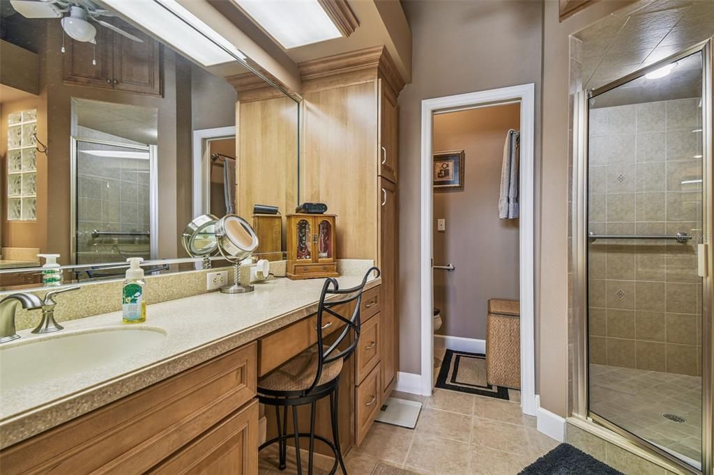 На продажу: $750,000 (4 спален, 2 ванн, 2472 Квадратных фут)